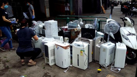 Typhoon-Hato-in-Macao 20170825-102640