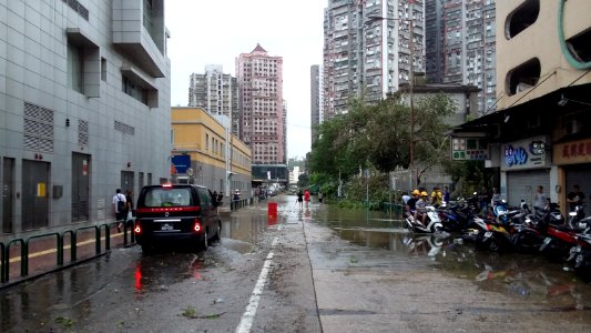 Typhoon-Hato-in-Macao 20170823-150901