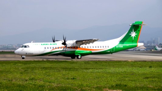 UNI Air ATR 72-600 B-17001 Departing from Taipei Songshan Airport 20150101c