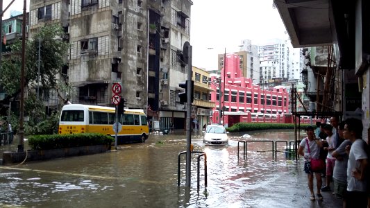 Typhoon-Hato-in-Macao 20170823-152116
