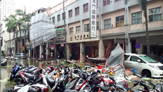 Typhoon-Hato-in-Macao 20170823-171513
