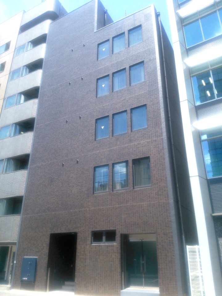 Ume Building (Iidabashi, Tokyo)