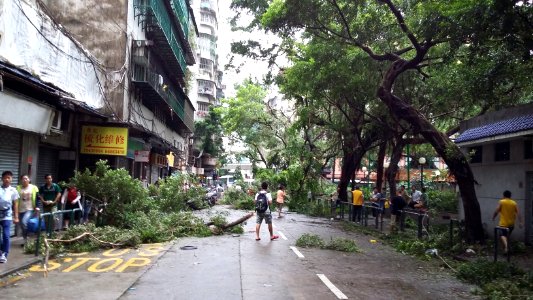 Typhoon-Hato-in-Macao 20170823-150332