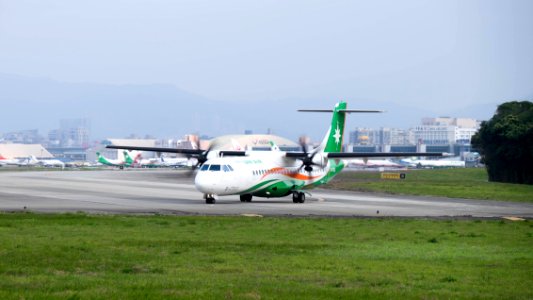 UNI Air ATR 72-600 B-17003 Departing from Taipei Songshan Airport 20150101b