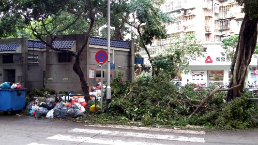 Typhoon-Hato-in-Macao 20170824-084141