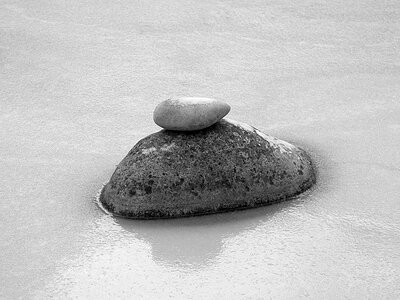 Meditation gartendeko balance photo