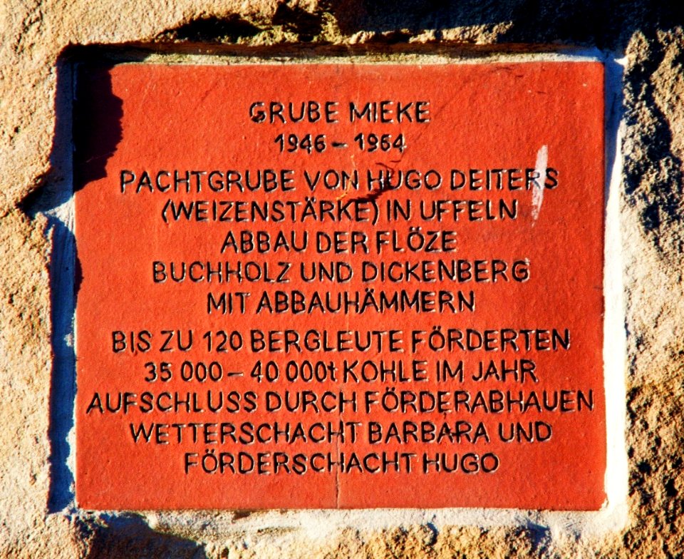 Uffeln Gedenkstein Grube Mieke 3