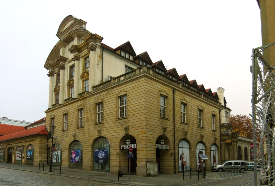 Ul. Paderewskiego 10 Poznań 01
