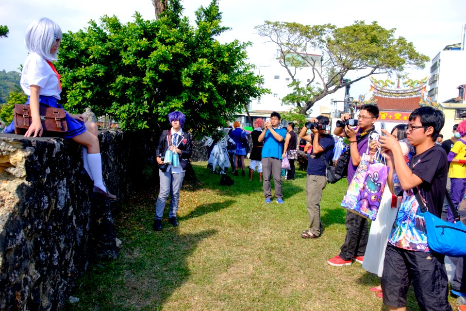 Visitors Photographing Cosplayer of Origami Tobiichi at FFK8 20151129