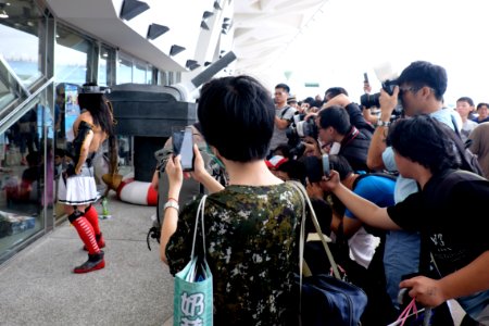 Visitors Photographing Battleship Nagato Fleet Girl Cosplayer at FF26 20150830a