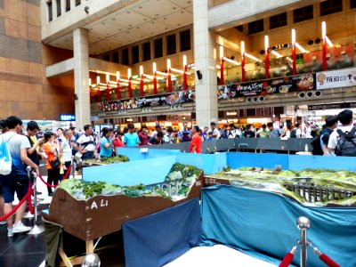 Visitors Watching XN Model Railroad Club Modelling Exhibition 20150606b