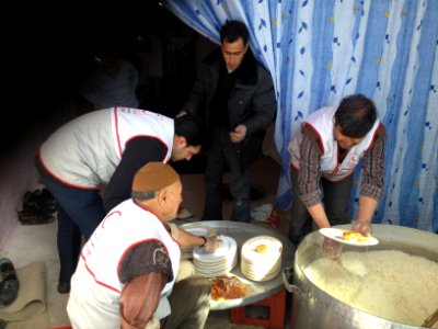 Volunteer of Iranian Red Crescent in Nishapur - Deprivation plan 03