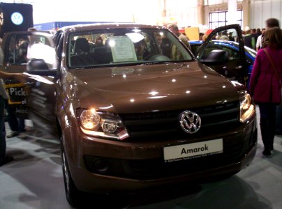 Volkswagen Amarok front Poznan 2011