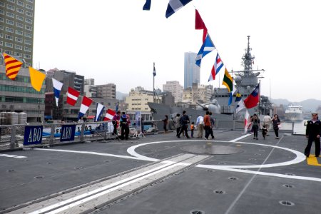 Visitors Aboarding ROCN Si Ning (PFG-1203) Flight Deck 20150316