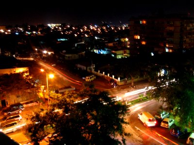 Vista noturna Luanda