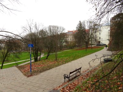 Warszawa skwer S. Orgelbranda (01)