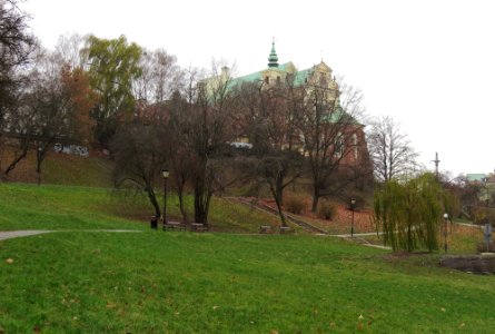 Warszawa skwer S. Orgelbranda (02)