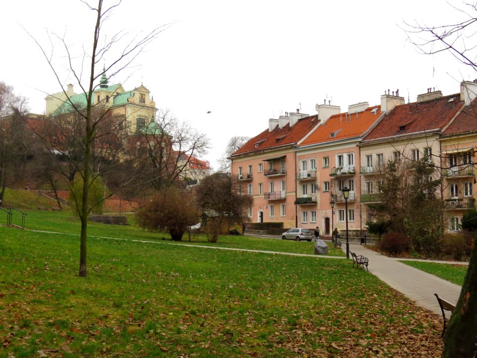 Warszawa skwer S. Orgelbranda (04)