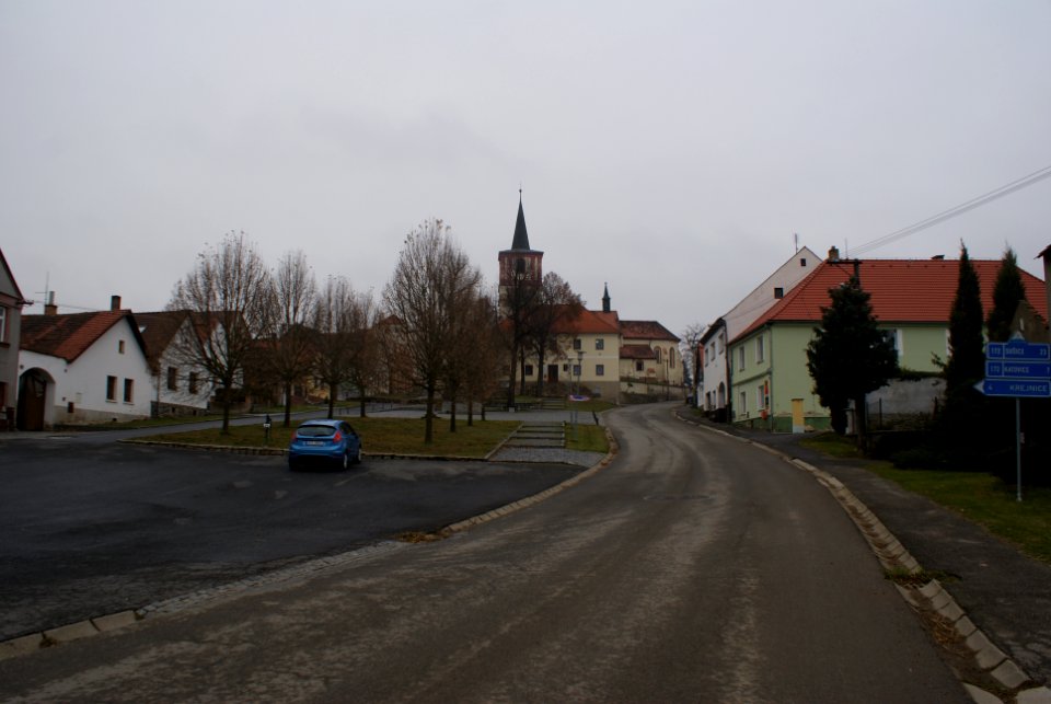 Volenice church 02