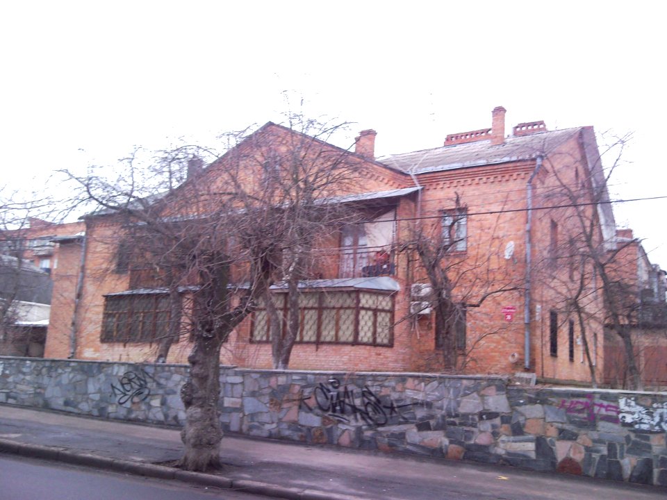 Vinnytsia Tolstogo Str 26 photo2