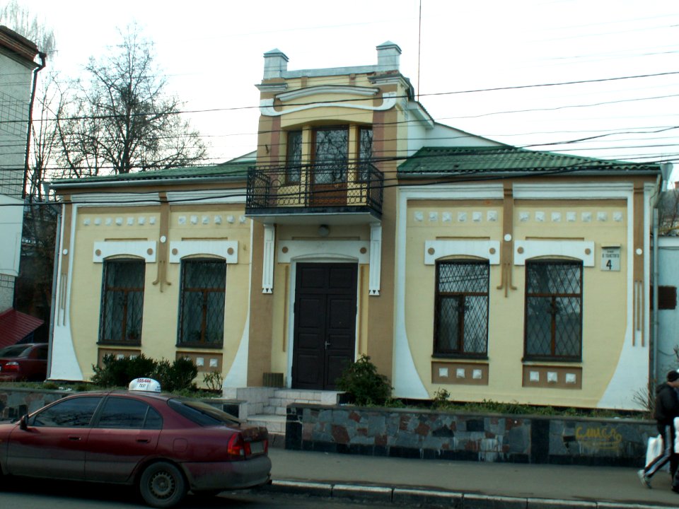 Vinnytsia Tolstogo Str 4 photo2