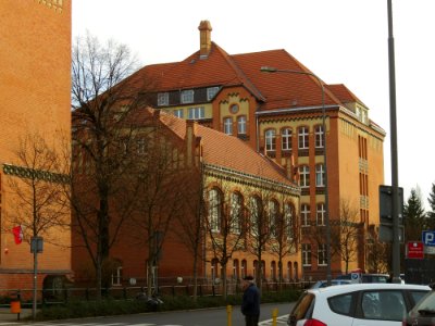 VIII Liceum Ogólnokształcące im. Adama Mickiewicza w Poznaniu 02