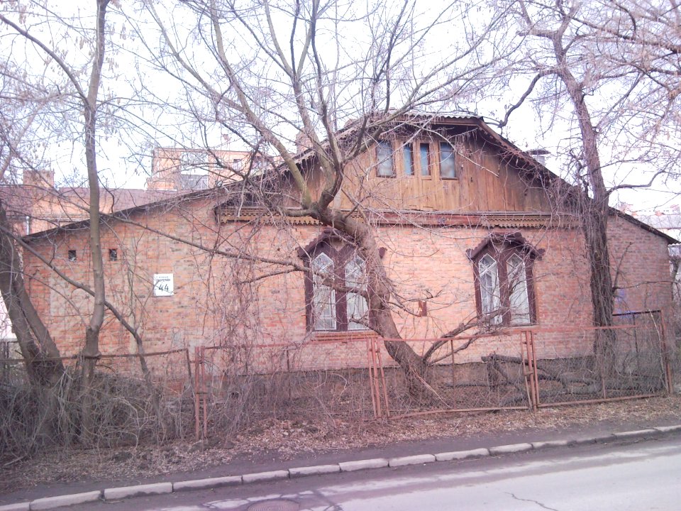 Vinnytsia Sverdlova Str 44 photo1