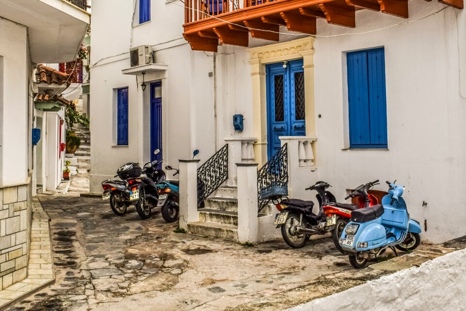 Street alley motor bikes