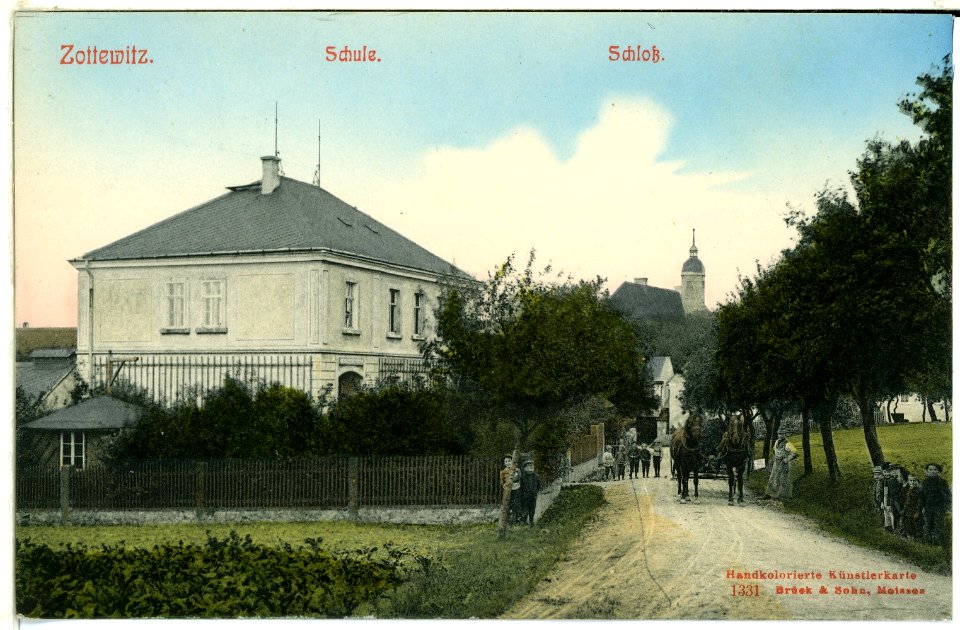 01331-Zottewitz-1899-Schule und Schloß-Brück & Sohn Kunstverlag