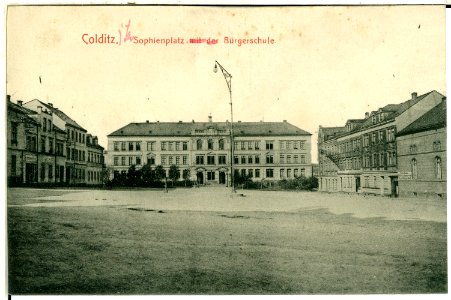 00441-Colditz-1898-Sophienplatz mit Bürgerschule-Brück & Sohn Kunstverlag