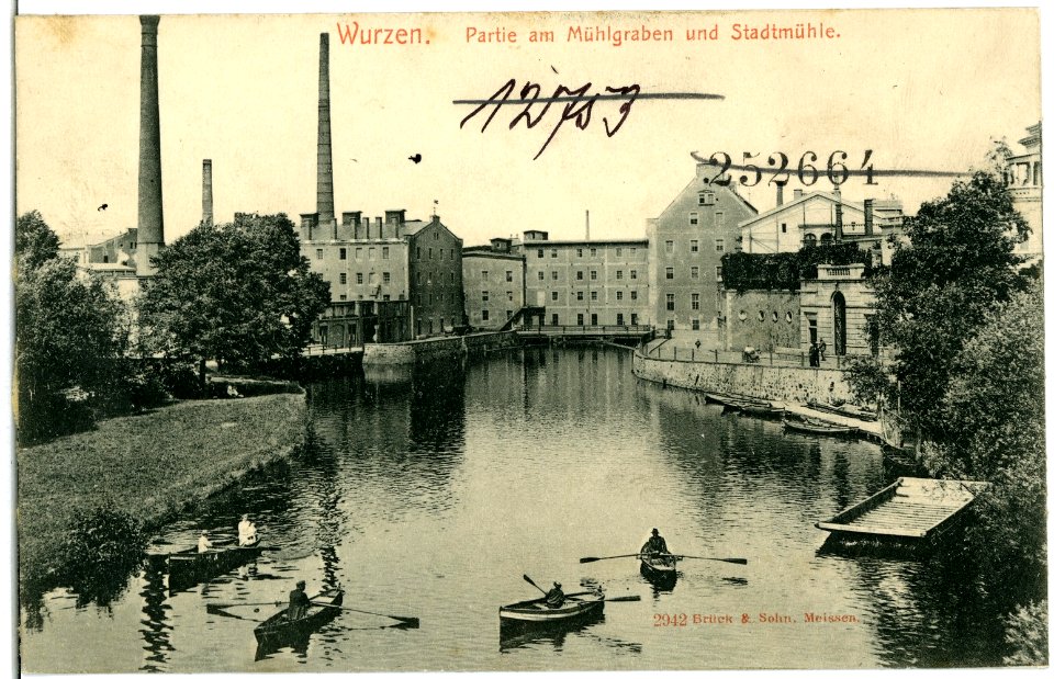 02942-Wurzen-1903-Mühlgraben mit Stadtmühle und Ruderbooten-Brück & Sohn Kunstverlag