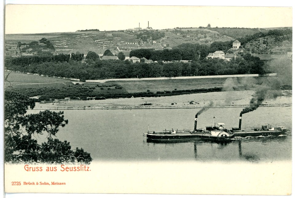 02725-Seußlitz-1902-Blick auf die Elbe mit Schlepper-Brück & Sohn Kunstverlag