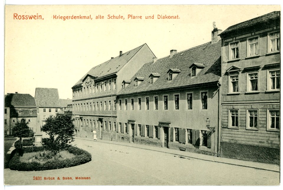 02431-Roßwein-1902-Krieger-Denkmal, Pfarre, Schule-Brück & Sohn Kunstverlag