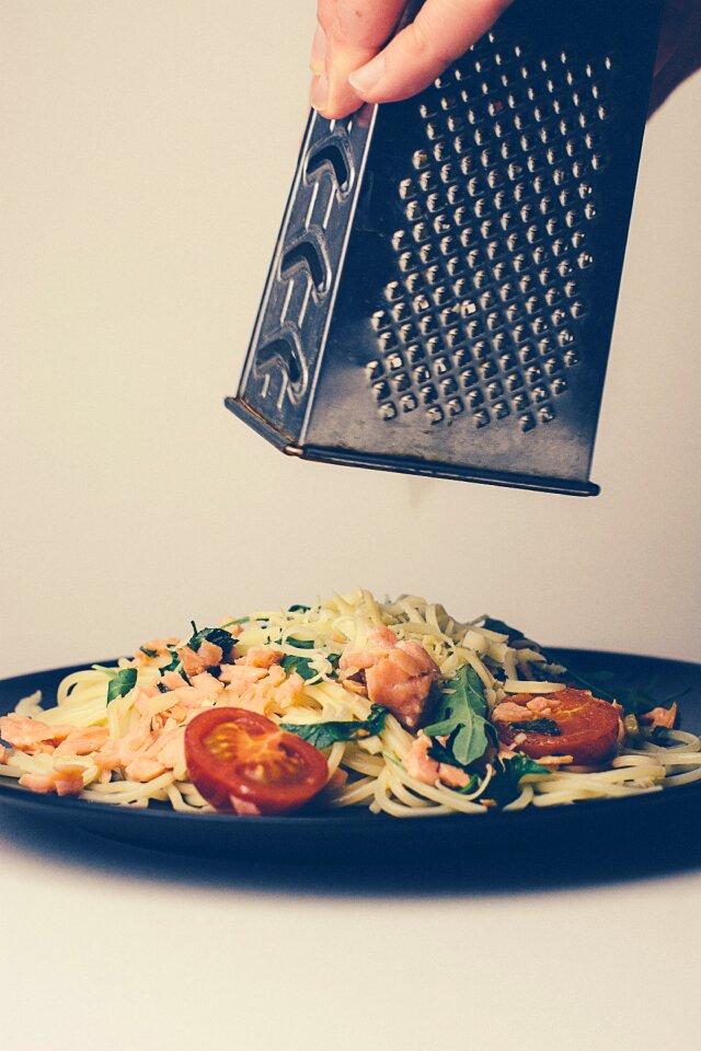 Lunch dinner grater