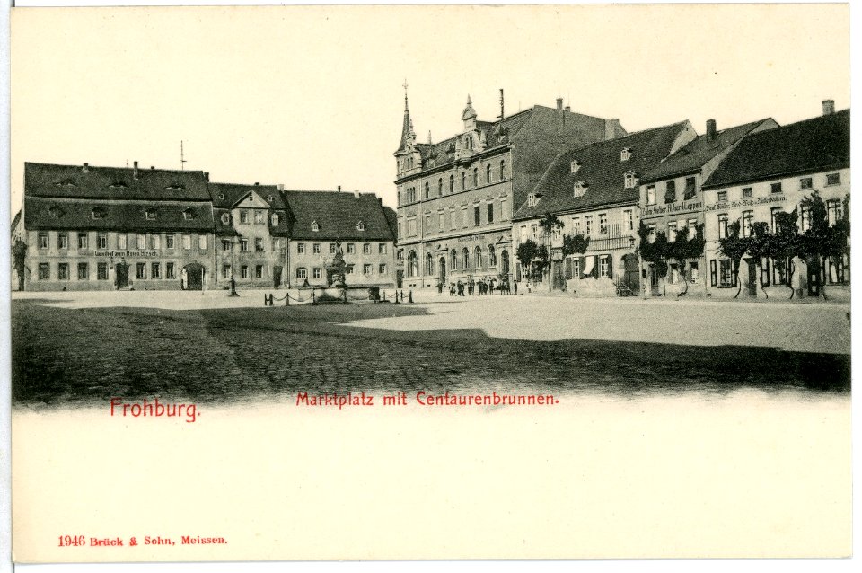 01946-Frohburg-1901-Marktplatz mit Centaurenbrunnen-Brück & Sohn Kunstverlag