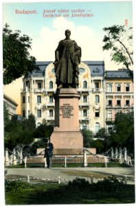 03041-Budapest-1903-Denkmal am Josefsplatz-Brück & Sohn Kunstverlag