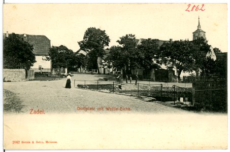 02062-Zadel-1901-Dorfplatz-Brück & Sohn Kunstverlag