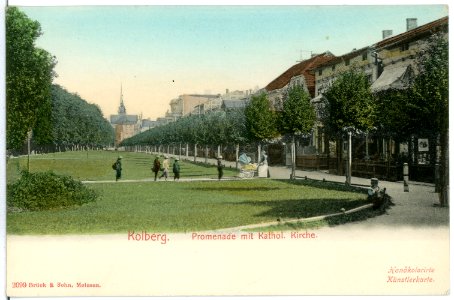 02099-Kolberg-1901-Katholische Kirche und Promenade-Brück & Sohn Kunstverlag