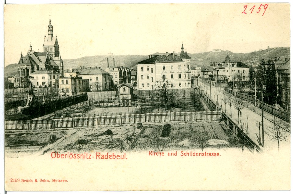 02159-Radebeul-1901-Kirche und Schildenstraße-Brück & Sohn Kunstverlag