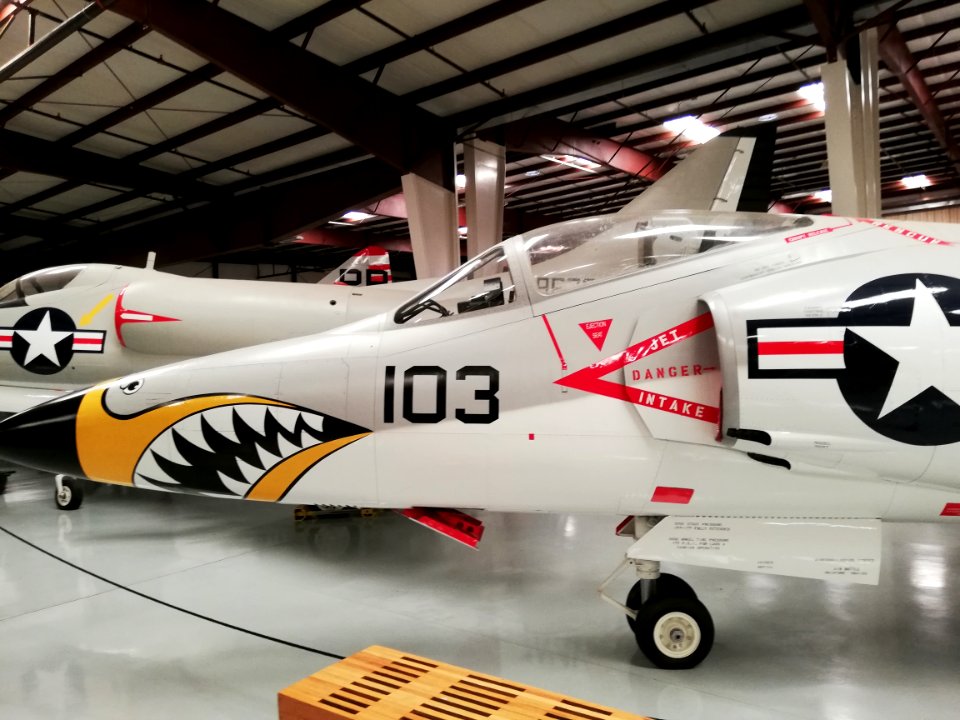 Grumman F11F-1 - F-11A Tiger ‘103 - VF-21 - Navy - AD - 1735’ (25378648252)