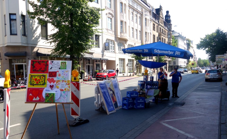 Brauerei Schumacher, Düsseldorf Oststraße, 'Drive in' während der Corona-Krise, Juni 2020
