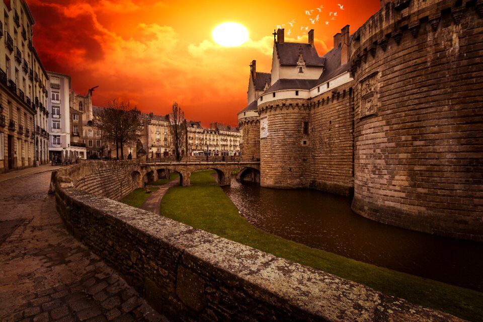 France pierre colors