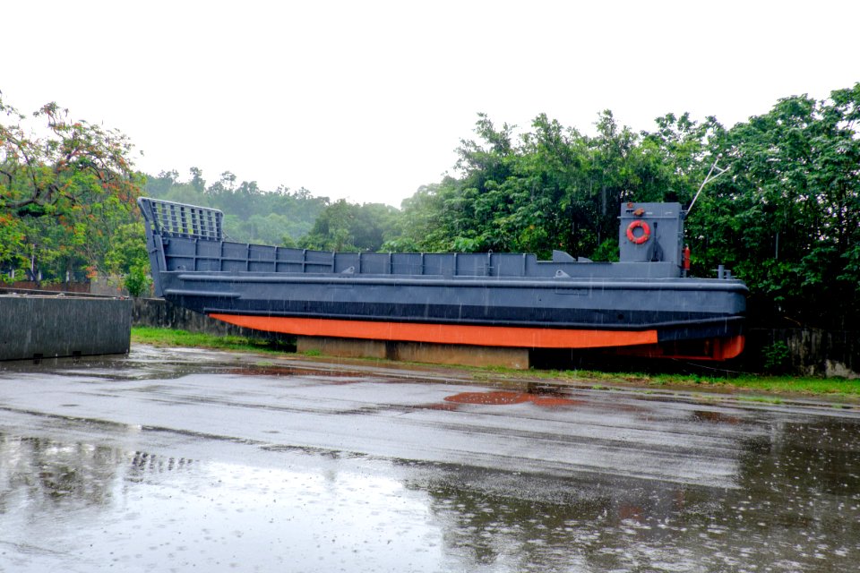 LCM-6 2316 at Chengkungling Ground 20150606a