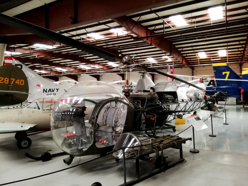 Bell OH-13E Sioux ‘114175’ (N55230) (28901572643)