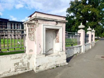 Fence of Ostankino estate 4