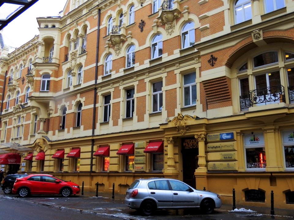 Foksal 16 Warszawa 03