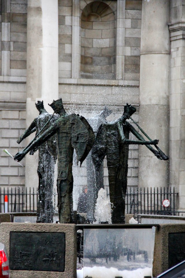 Dublin College Green Fountain