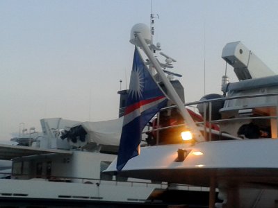 Drapeau Iles Marshall Bateau
