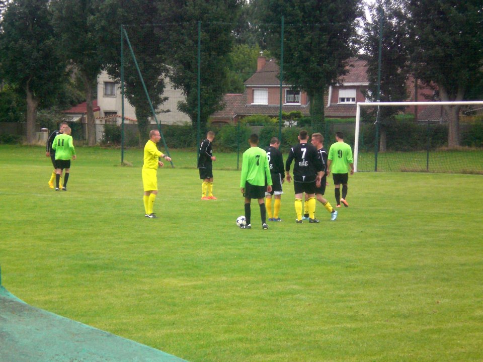Stade Henin - US Courcelles (23-08-2015) 25