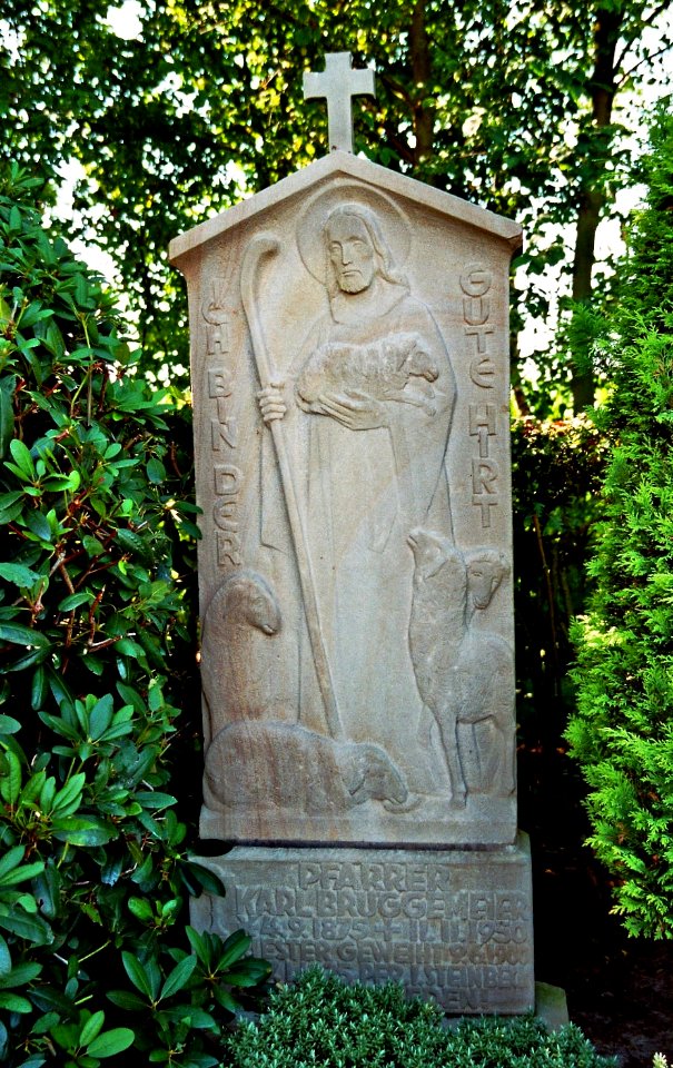 Steinbecker Friedhof Grabmal Karl Brueggemeier